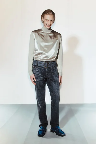 Look 2